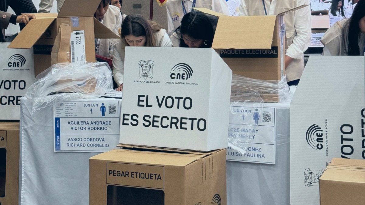 Referendum en Ecuador. Foto: Parlasur.